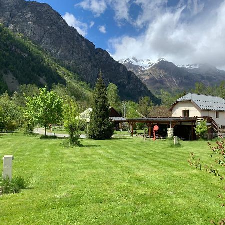 Le Bourg-dʼOisans Ferme Noemie 빌라 외부 사진